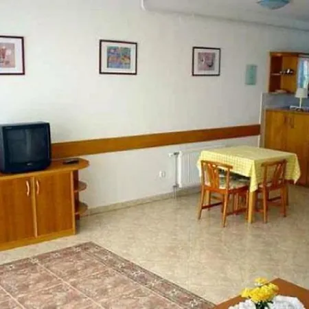 Phlonx 6 * Bük